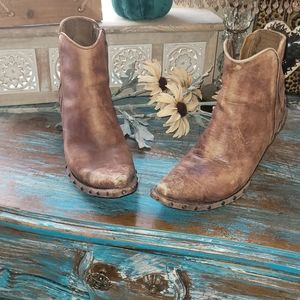 Ariat distressed brown ankle boots